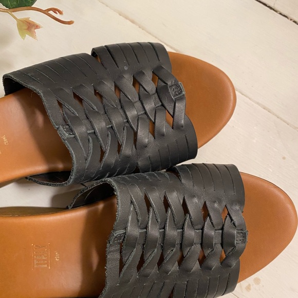 Seychelles • Italian Leather Wedge - Picture 11 of 11